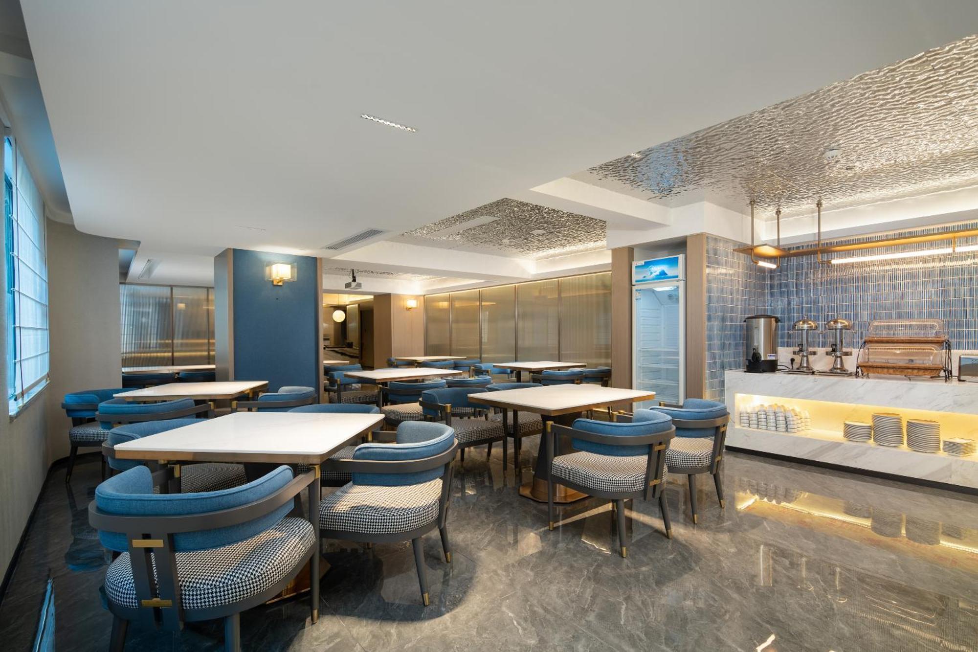 Yizhi Hotel Changgang Metro Station - Free Shuttle Bus During Canton Fair Exterior photo